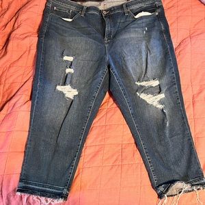 Torrid size 24 sky high skinny crop